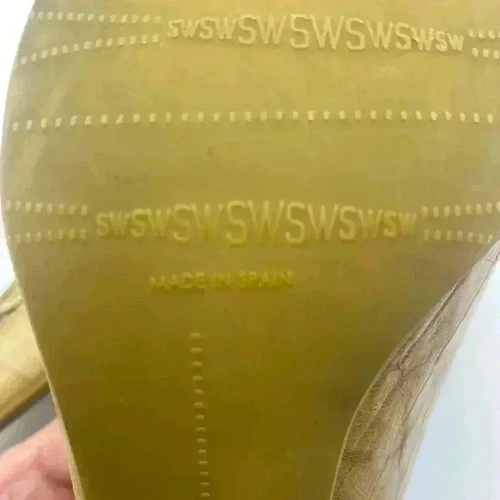 Stuart Weitzman Beige Tan Embossed Low Heel Leath… - image 8